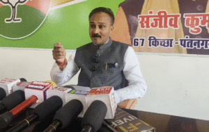 किच्छा में वरिष्ठ भाजपा नेता संजीव कुमार सिंह ने कीप्रेस: धामी सरकार के 4 साल ‘बेमिसाल’, विकास और जनहित योजनाओं की उपलब्धियां गिनाईं