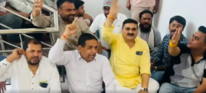 रुद्रपुर में फाइनेंस कंपनी के खिलाफ व्यापारियों का प्रदर्शन, वाहन जब्ती को लेकर उठे सवाल…