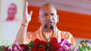 CM योगी का बड़ा बयान, बोले- विदेशी ताकतें सोशल मीडिया के जरिए युवाओं को कर रहीं गुमराह, शिक्षक बनें युवाओं की ढाल