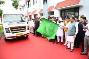 उत्तराखंड से कैलाश मानसरोवर यात्रा शुरू, CM धामी ने पहले जत्थे को दिखाई हरी झंडी