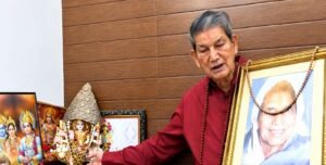 नौकरी के बदले पैसे के आरोपों पर हरीश रावत का पलटवार, मां की सौगंध खाकर बोले- कभी एक पैसा नहीं लिया